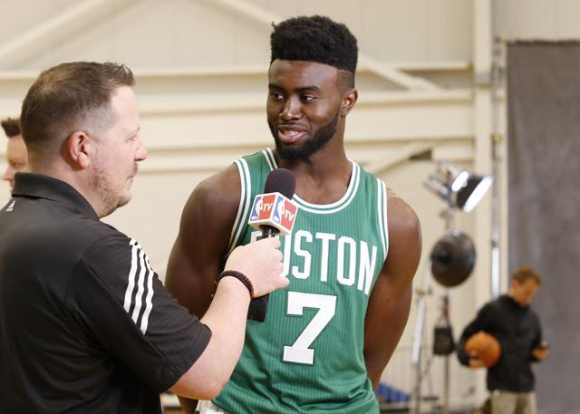 中明显暴露 中明显暴露