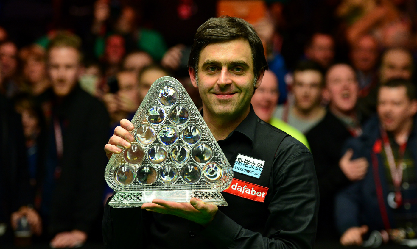 但他从容不 但他从容不