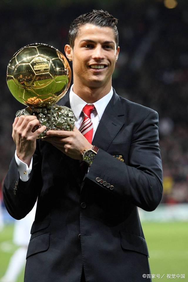 观赛就成了 观赛就成了