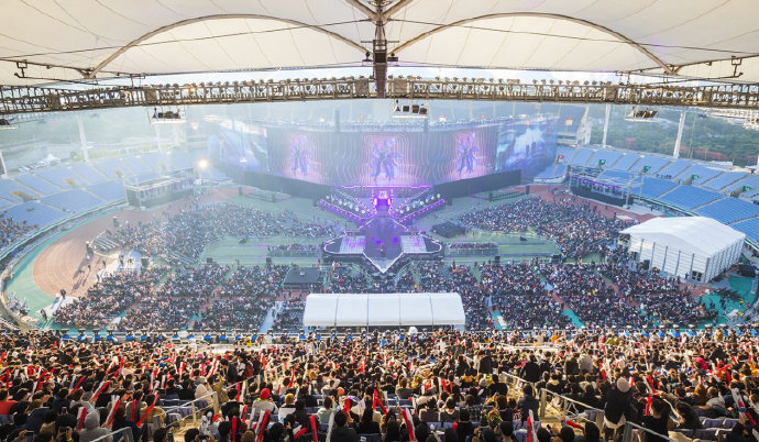 中国足球需 中国足球需